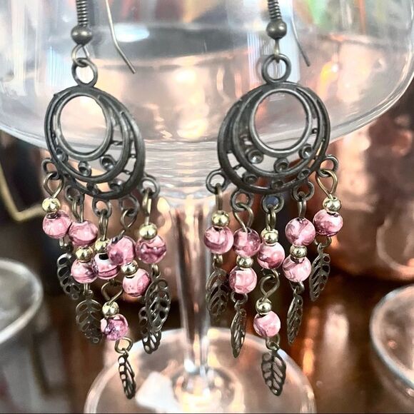 Drop earrings with pink beads - Picture 3 of 14